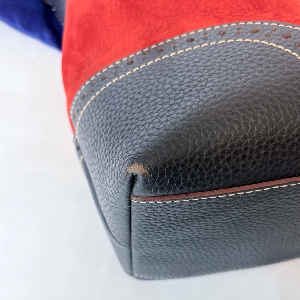 Dooney & Bourke Red Suede & Brown Pebbled Leather Bag with Wallet & Dust Bag - Picture 3 of 16
